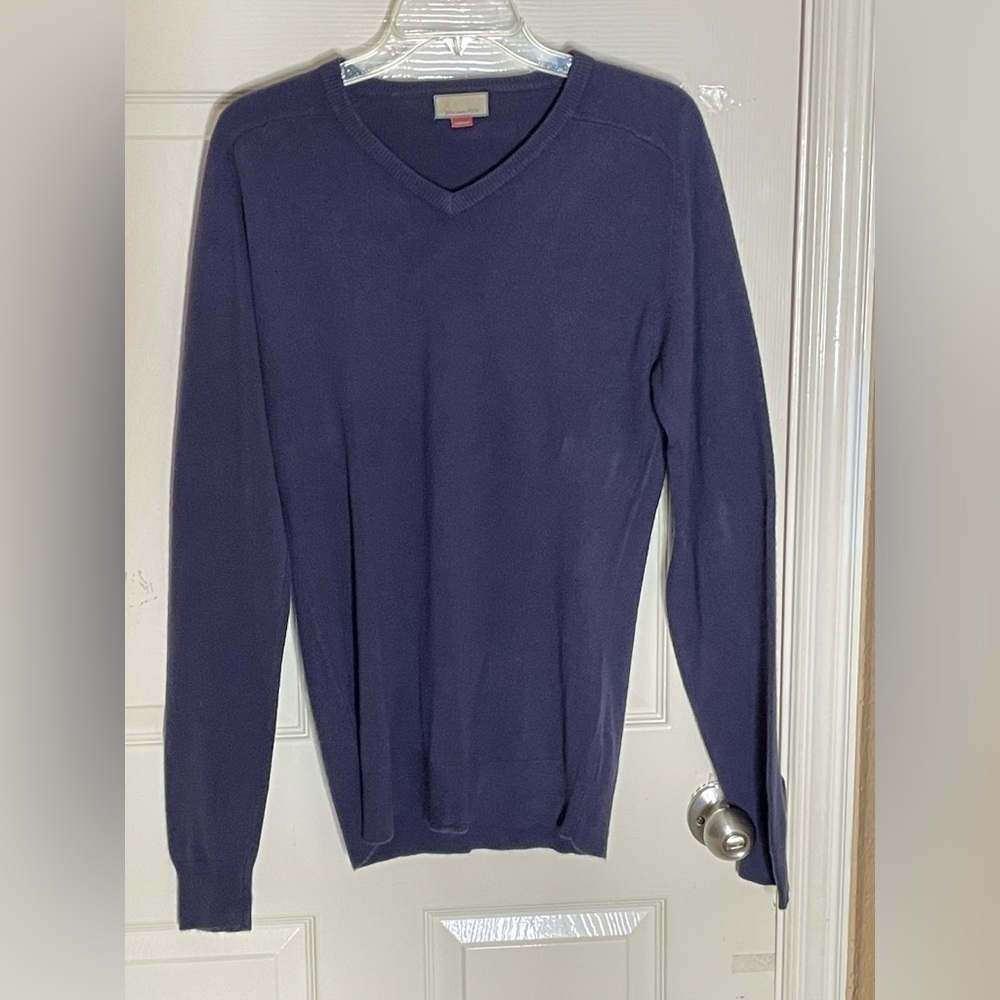 John Lewis Men's Acrylic V-Neck Sweater, Navy, Made in the USA, Medium - Picture 10 of 10